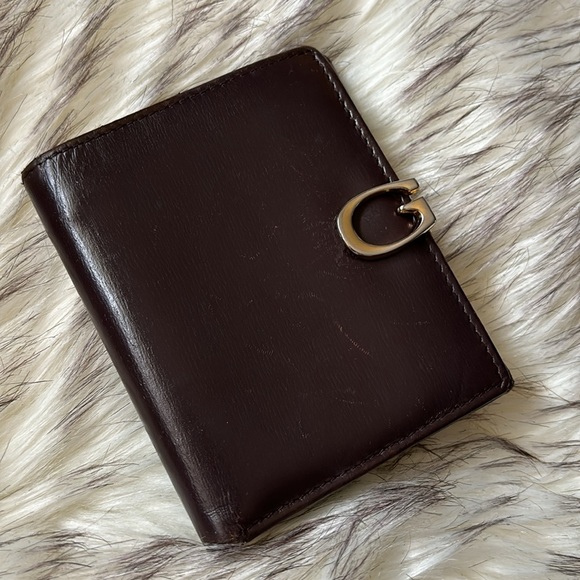 - GUCCI small bifold leather wallet with soft leather lining. Full inclusi… - Picture 13 of 15